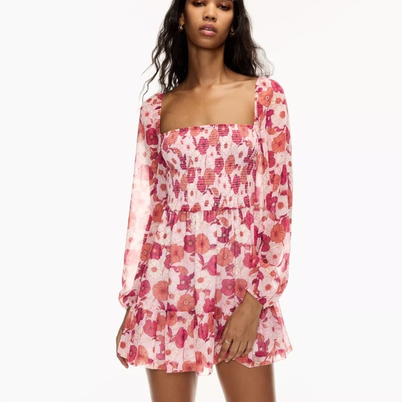Aritzia Dresses & Skirts - ARITZIA TEMPEST DRESS PINK FLORAL - SZ L